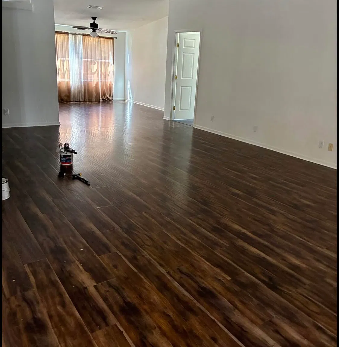 3 bed, 2400 sqft, $2,000 — Photo 3