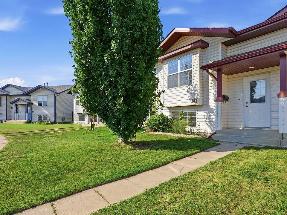 1st image of 34 Keen Cres