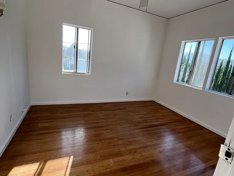 27 E Montana St #7 — Photo 7