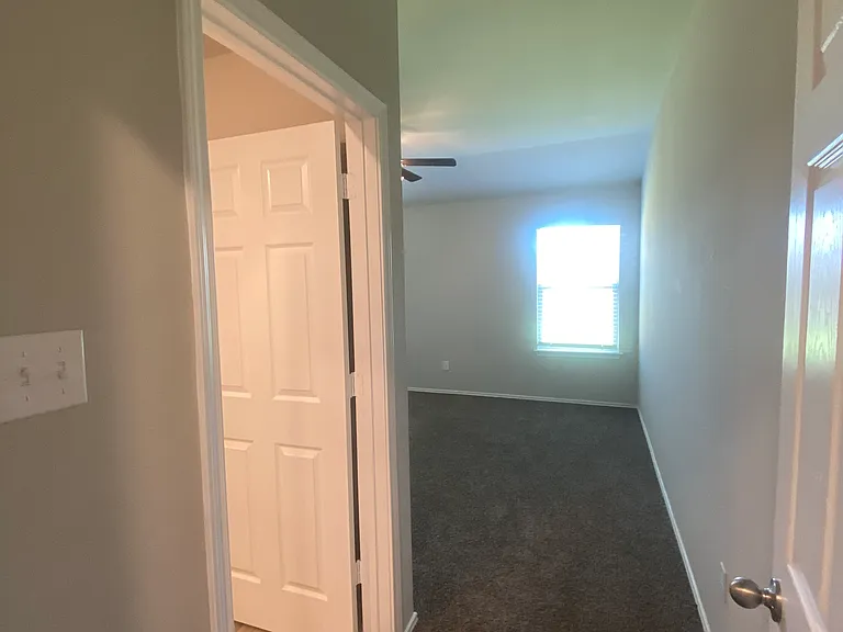8912 Cantera Ridge Rd — Photo 11
