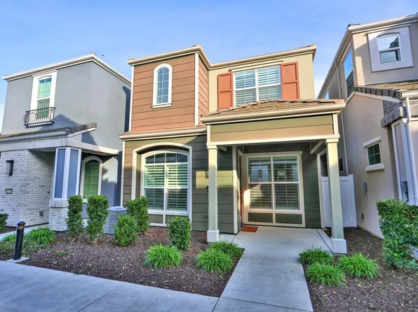 3280 Hummingbird Ct, West Sacramento, CA 95691