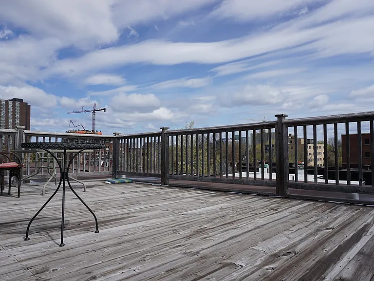 210 Stewart St #16 — Photo 5