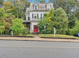 51 Grove Ave, Leominster, MA 01453