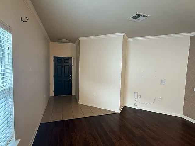 Front entryway. Side wall has in-wall cable concealment to hide television cables.