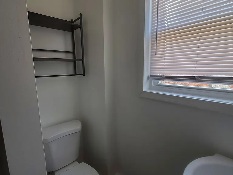 750 Bleecker St #2-R — Photo 19