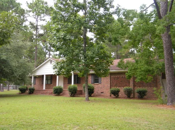 111 Bull Creek Rd, Moultrie, GA 31788