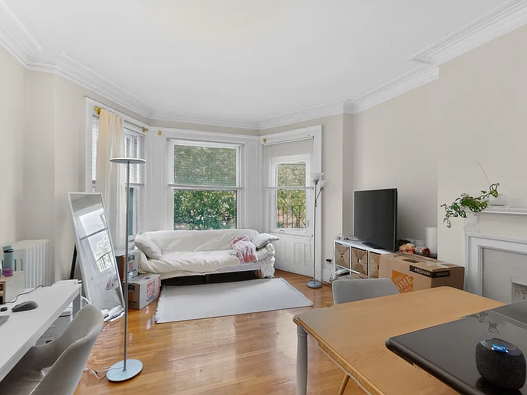 1071 Beacon St #3 — Photo 7