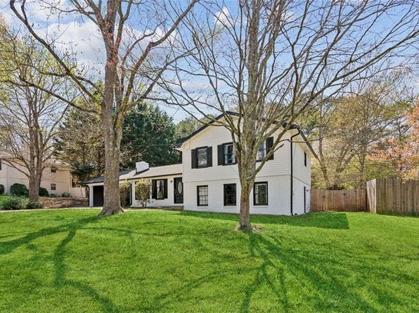 2491 Falcon Ridge Dr, Grayson, GA 30017