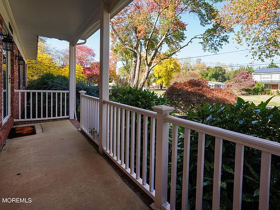 3rd image of 16 Shephard Drive
