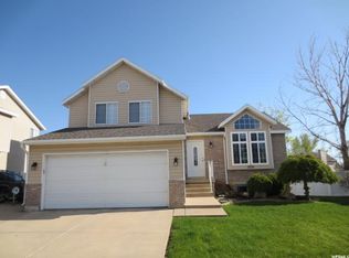 1876 E 2125 N, Layton, UT 84040