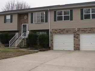 539 Valley View Dr, Lesage, WV 25537