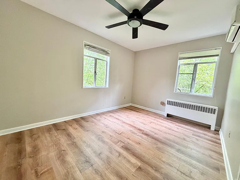 10305 Montrose Ave #M101 — Photo 17