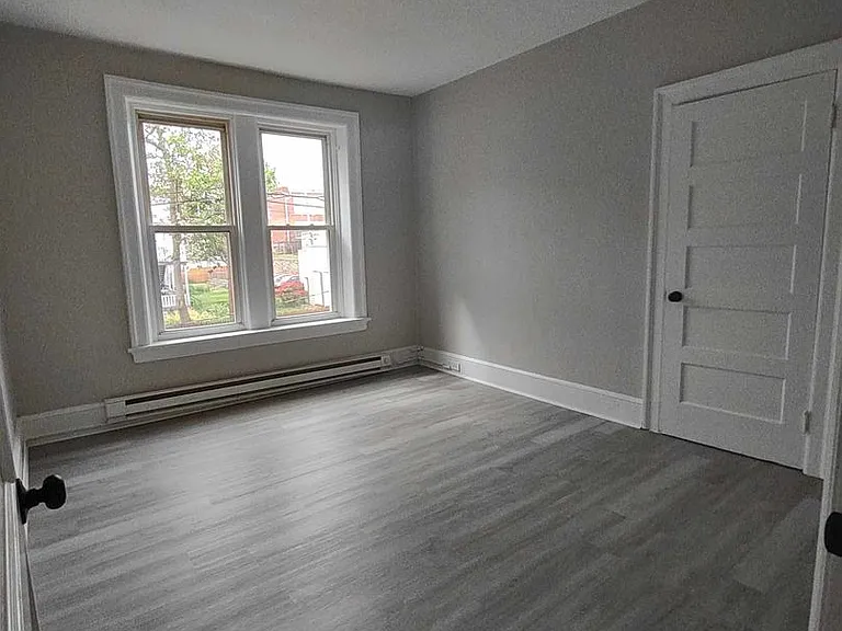 136 Broadway — Photo 13