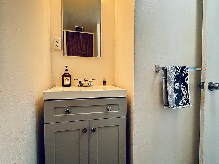 222 Kaiulani Ave #303 — Photo 10