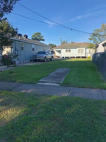 2nd image of 4630 1/2 Saint Anthony Ave