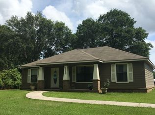 13151 Holly Ct, Grand Bay, AL 36541