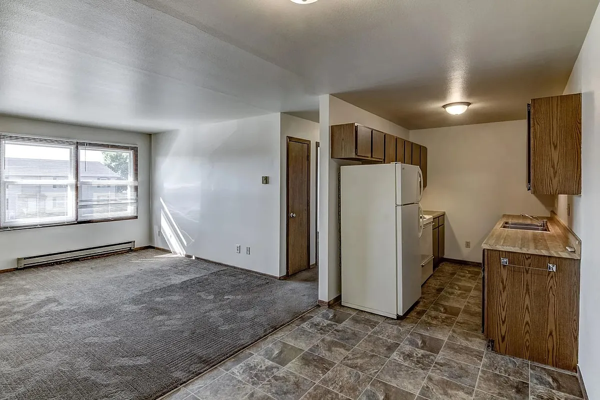 Building Photo - 1117 Imperial Cir