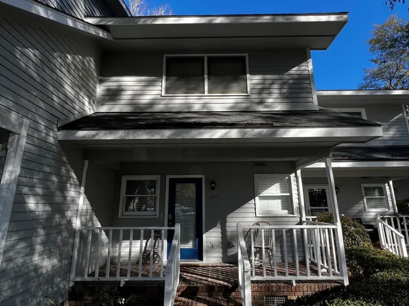 2029 Eastwood Rd APT 125, Wilmington, NC 28403