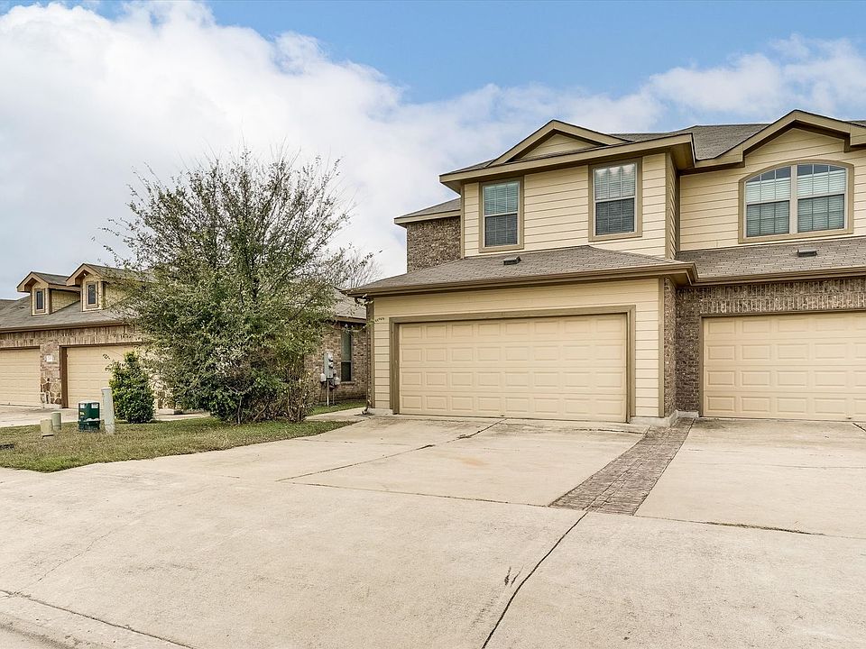 1st image of 1420A Muirfield Bend Dr