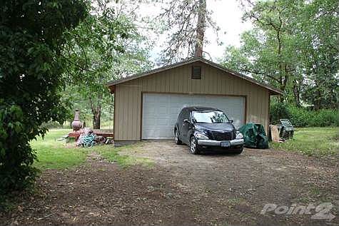 Detached Garage