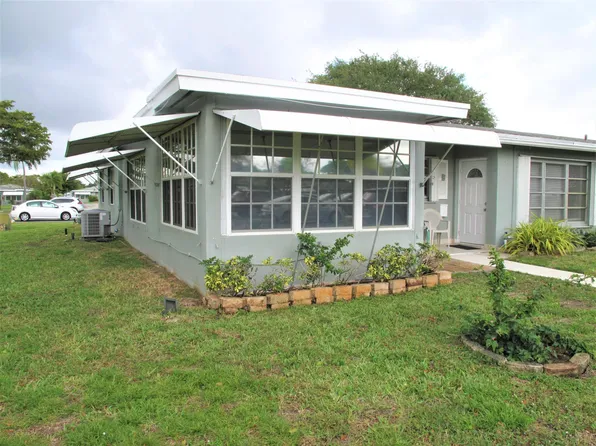 782 High Point Drive E #A, Delray Beach, FL 33445