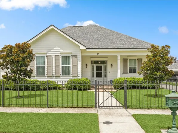 25 Admiralty Ct, New Orleans, LA 70131