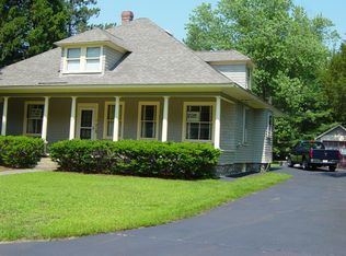 8 High St, Stow, MA 01775