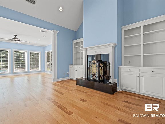 4th image of 30821 Pine Ct