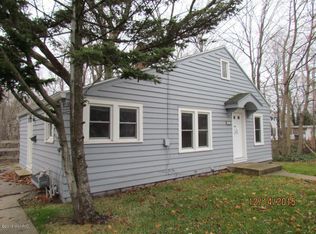 2315 Langley Ave, Saint Joseph, MI 49085