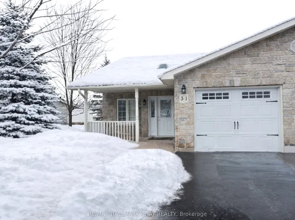 31 Garden Grove Cres, Wasaga Beach, ON L9Z 0E6
