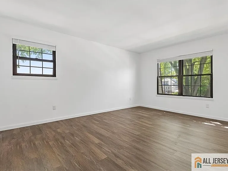 138 Orlando St #138 — Photo 14