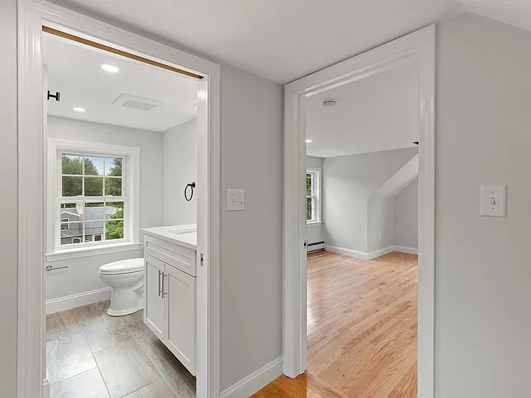63 Pleasant St #2 — Photo 15