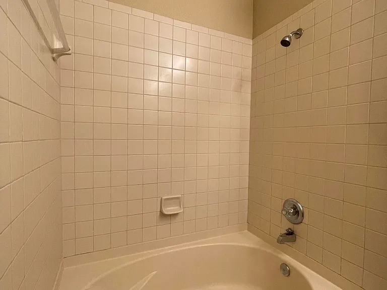 806 Baldwin Rowe Cir — Photo 21