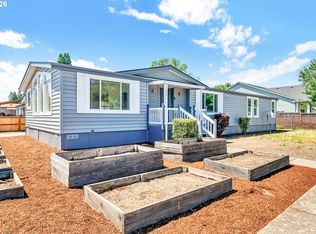 662 Lochaven Ave, Springfield, OR 97477