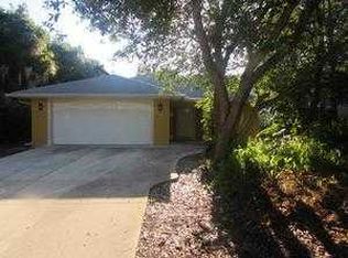1335 S Daytona Ave, Flagler Beach, FL 32136