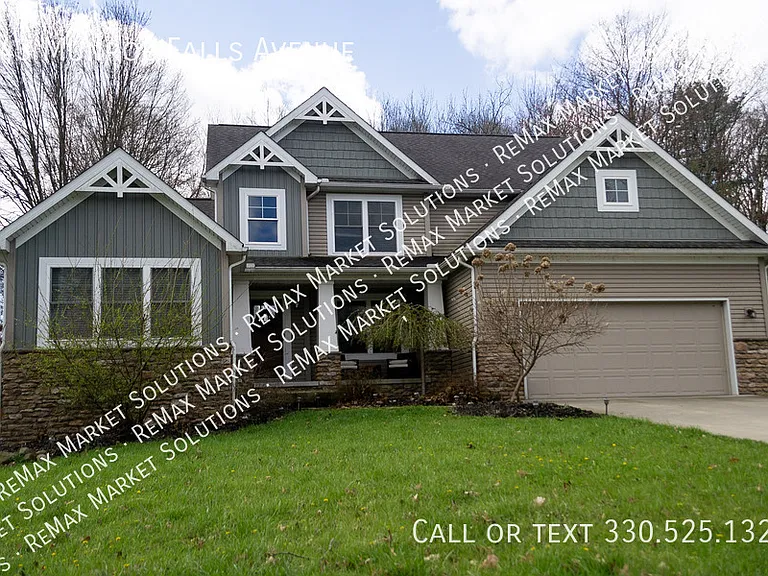 143 Munroe Falls Ave — Photo 1