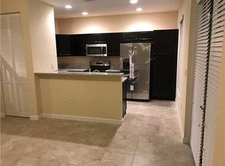 16932 SW 90th St #000, Miami, FL 33196