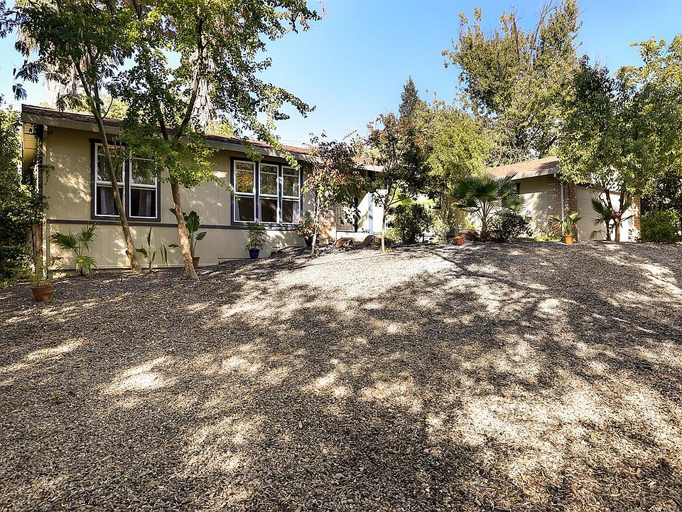 1st image of 7967 Archer Ave