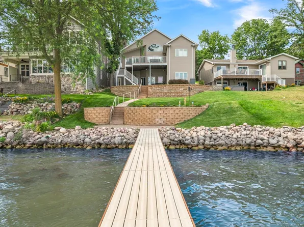 16854 255th Ave, Spirit Lake, IA 51360
