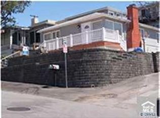 221 Beverly St, Laguna Beach, CA 92651