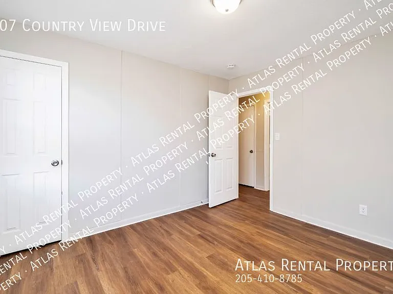 607 Country View Dr — Photo 11