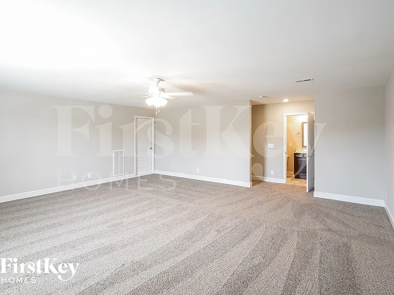 640 Alvin Rd — Photo 7