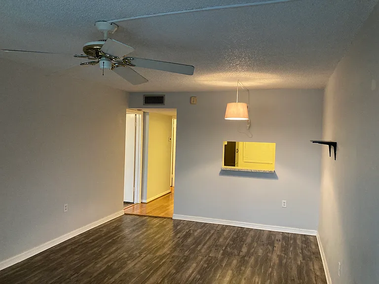 4908 38th Way S #303 — Photo 5