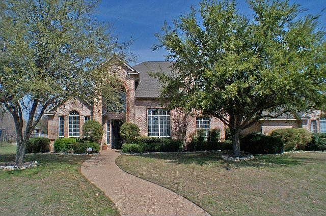 1st image of 615 Park Place Ct