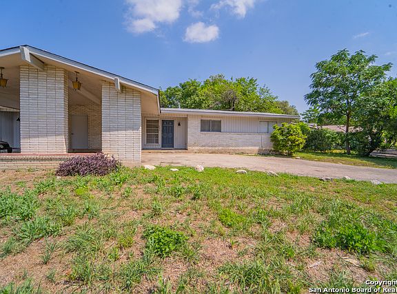 2nd image of 208 Shalimar Dr #B