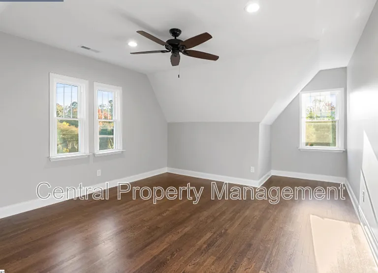 101 Sunset Dr — Photo 24