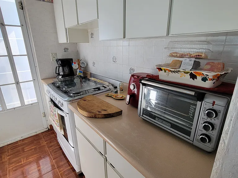 930 Calle Brillante — Photo 30