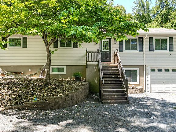 2nd image of 2167 Timberlake Dr