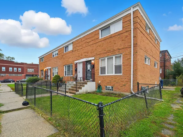 1205 S 17th Ave APT D, Maywood, IL 60153