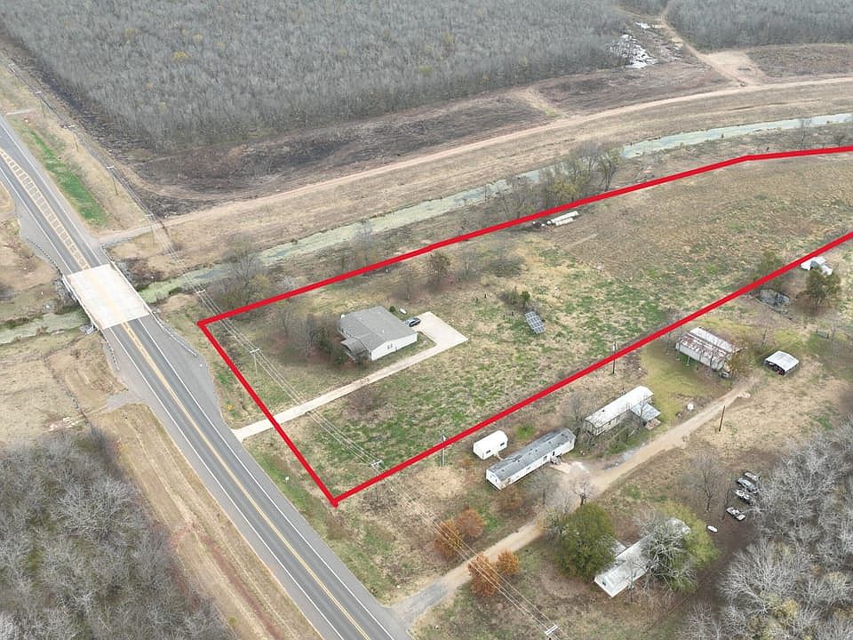 2nd image of Swan Lake Rd